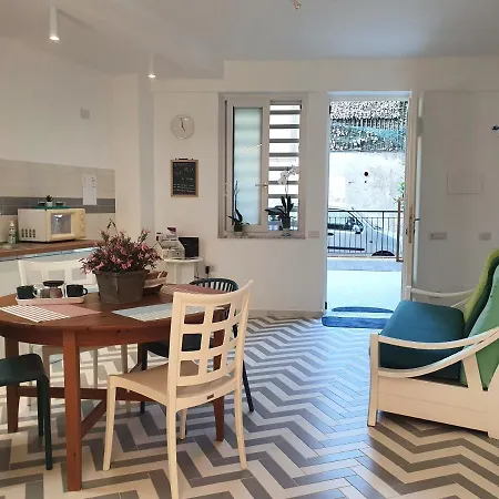 Appartamento La Casa di Mina Monte di Procida Esterno foto
